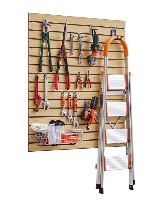 4 x 4 Fuß SlatWall-Verkleidung MDF Natürliche Garagen-Lamellenwand mit modularem Design