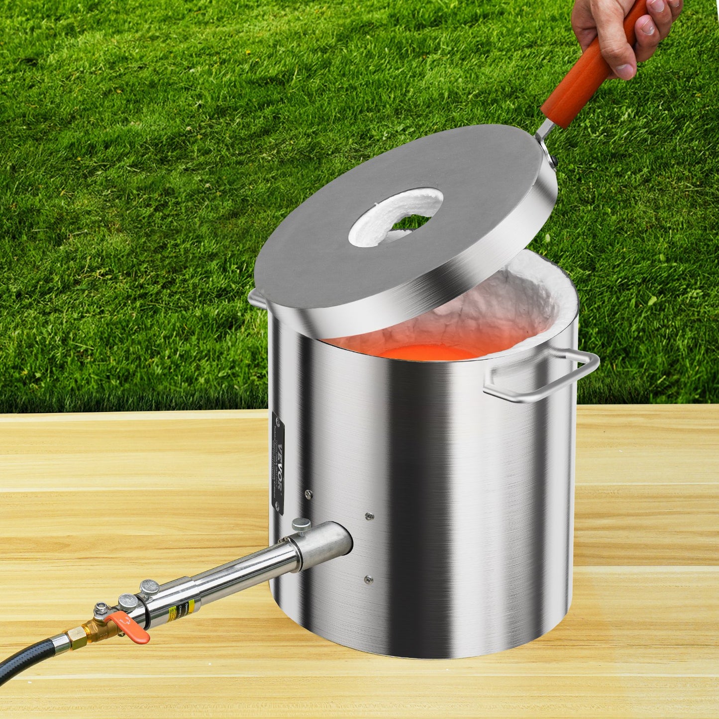 Propane Melting Furnace Kit, 8KG/18lbs Gas Metal Melting Furnace Kit, Foundry Home Kiln with Crucible, Tongs, Wooden Handle, Smelting Casting Tool for Gold Silver Copper Aluminum Metal Recycle