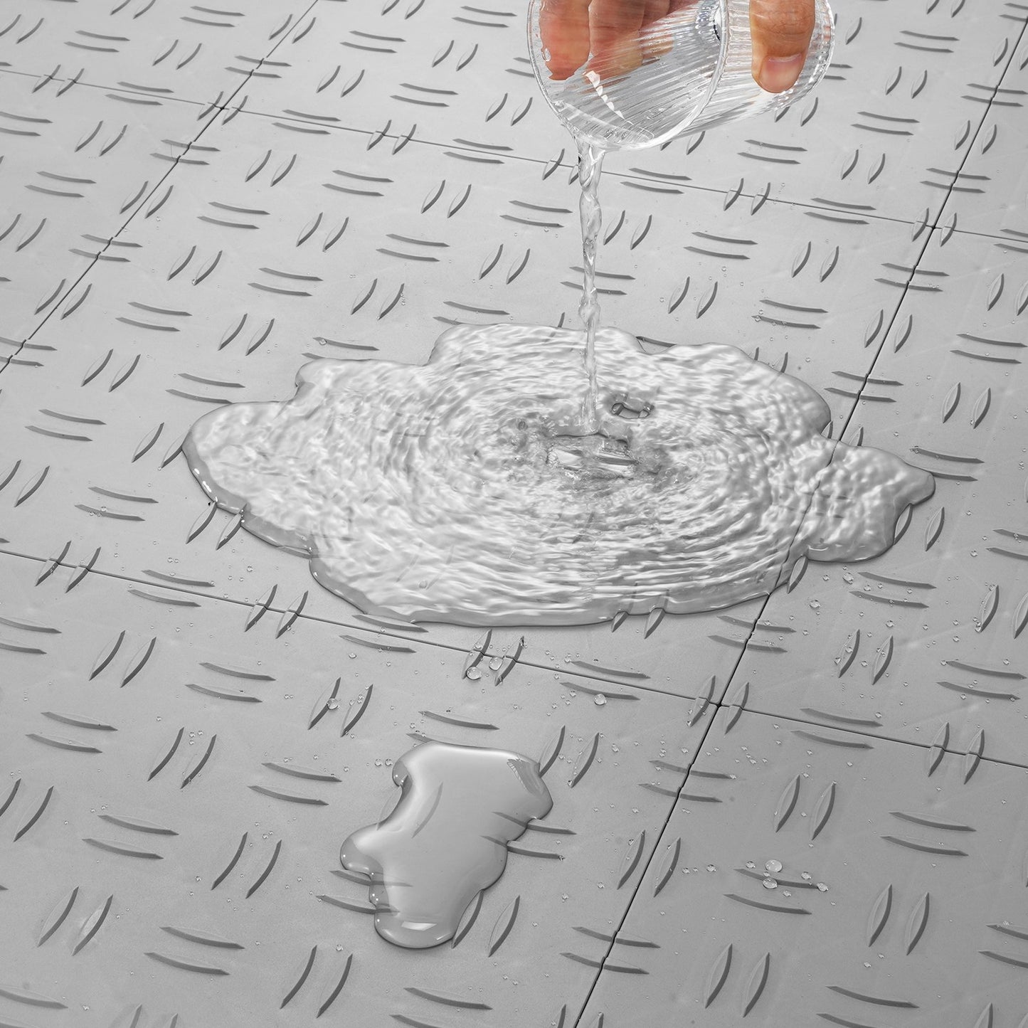 Garage Tiles Interlocking, 12 x 12 x 0.53 Inch 50-Pack Garage Floor Tiles, Non-Slip Double-Sided Texture Garage Floor Tiles, for Garages, Basements, Repair Shops, Silver