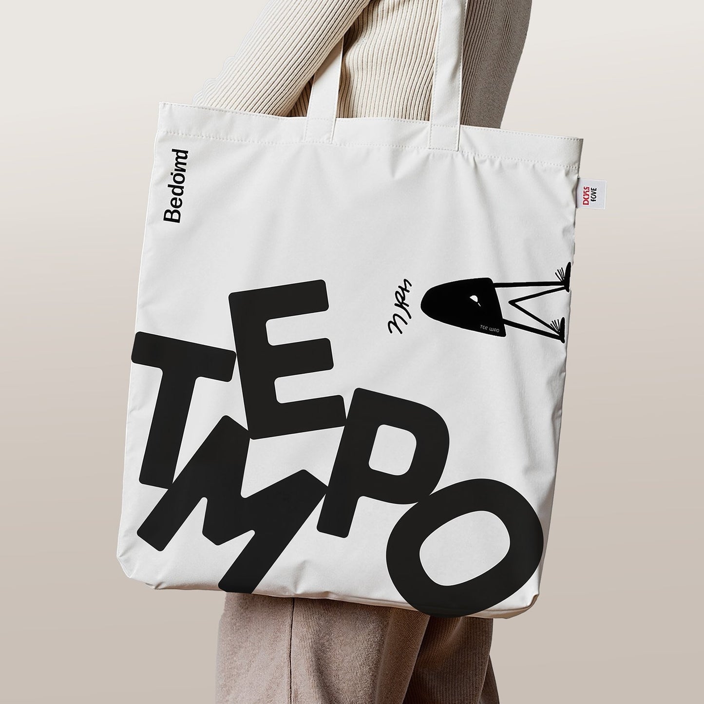 Heat Transfer Vinyl, 12 in x 25 ft, Glossy Black HTV Iron on Vinyl Roll, Easy to Cut and Weed, Strong Adhesion, Compatible with Cutting Machines, for Various Materials, T-shirts, Pillows, Hats