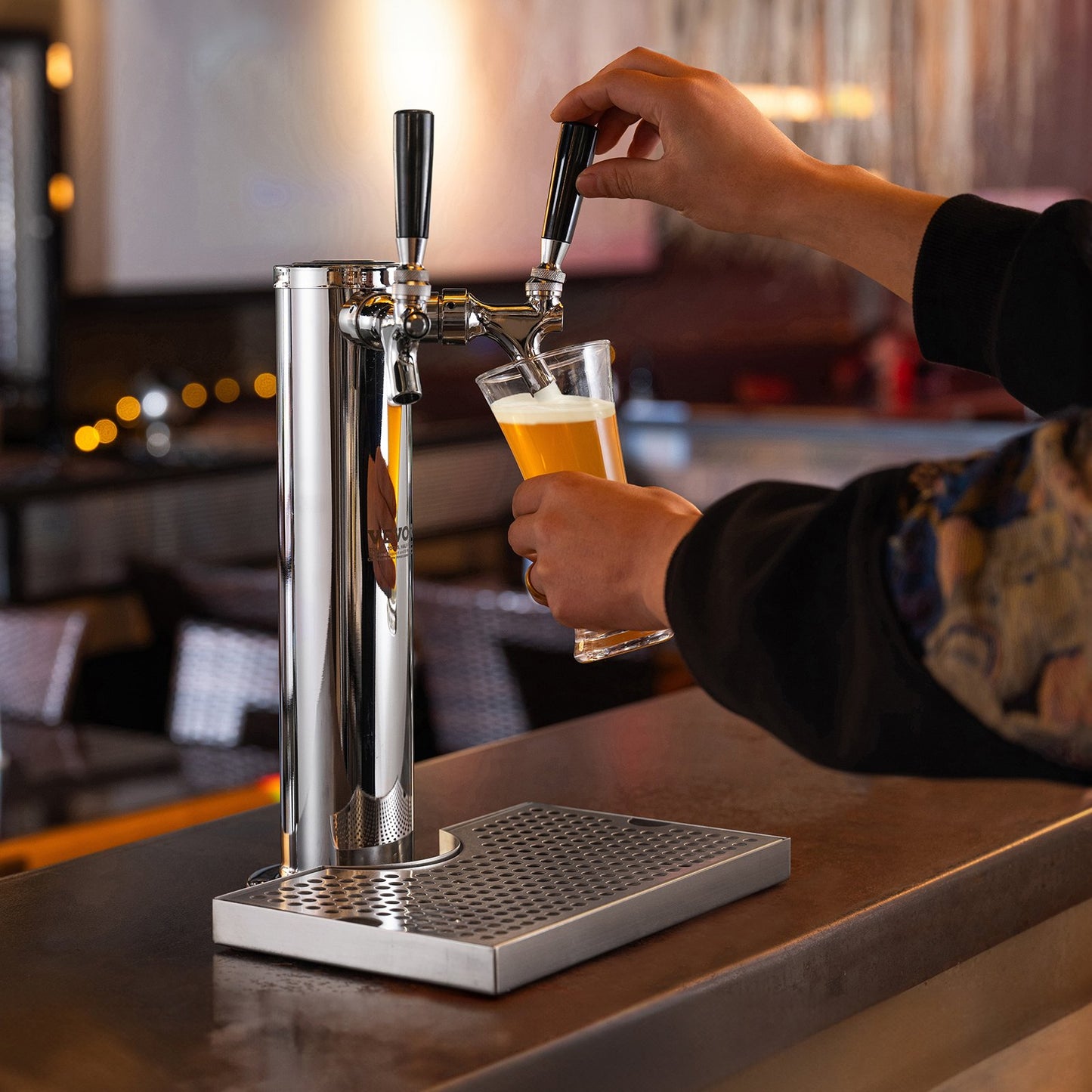 Kegerator Tower Kit, Dual Taps Beer Conversion Kit, Stainless Steel Keg Beer Tower Dispenser with Dual Gauge CGA320 Regulator & D-System Keg Coupler, Beer Drip Tray for Party Home