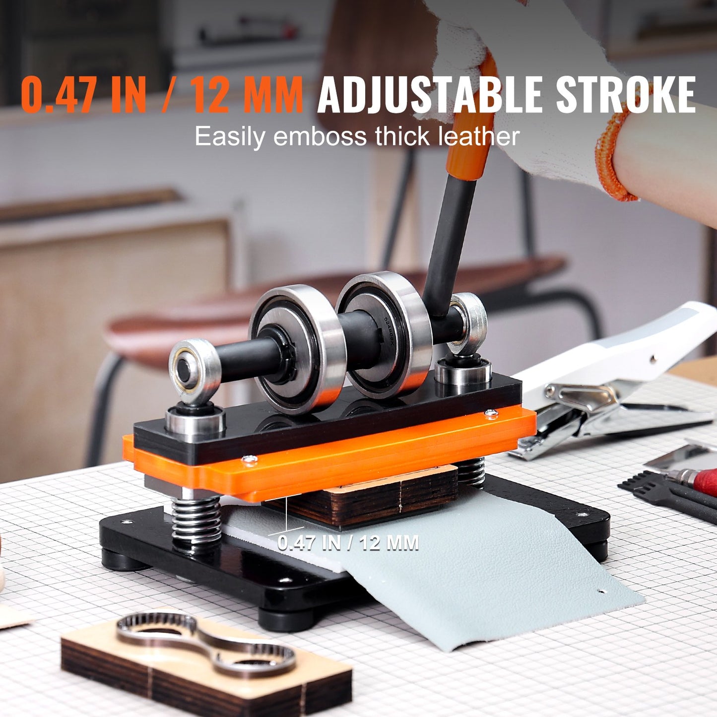 Lederschneidemaschine, 7,1 x 3,9 Zoll Prägeplatte Manueller Stanzer, 0,47 Zoll Druckschlag-Lederprägemaschine, Doppelführungswellen-Stanzmaschine für Verschiedene Materialien