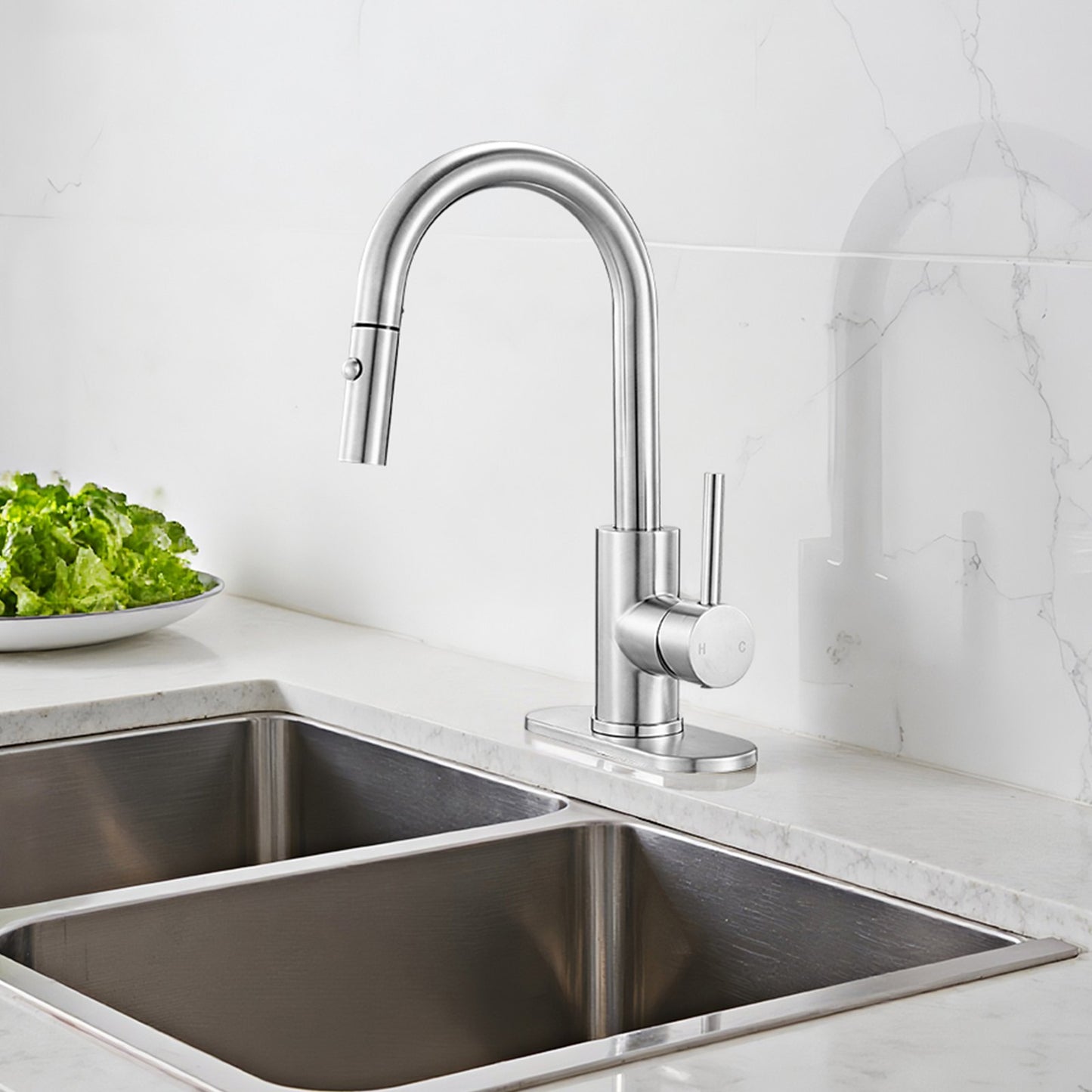 Single Handle Sink Faucet, Brushed Nickel Kitchen Faucet with Pull Down Sprayer, Suitable for Bathroom, RV, Bar Sink, Public Restroom, Stream & Spray Dual Water Flow Modes, Leak-Proof Valve