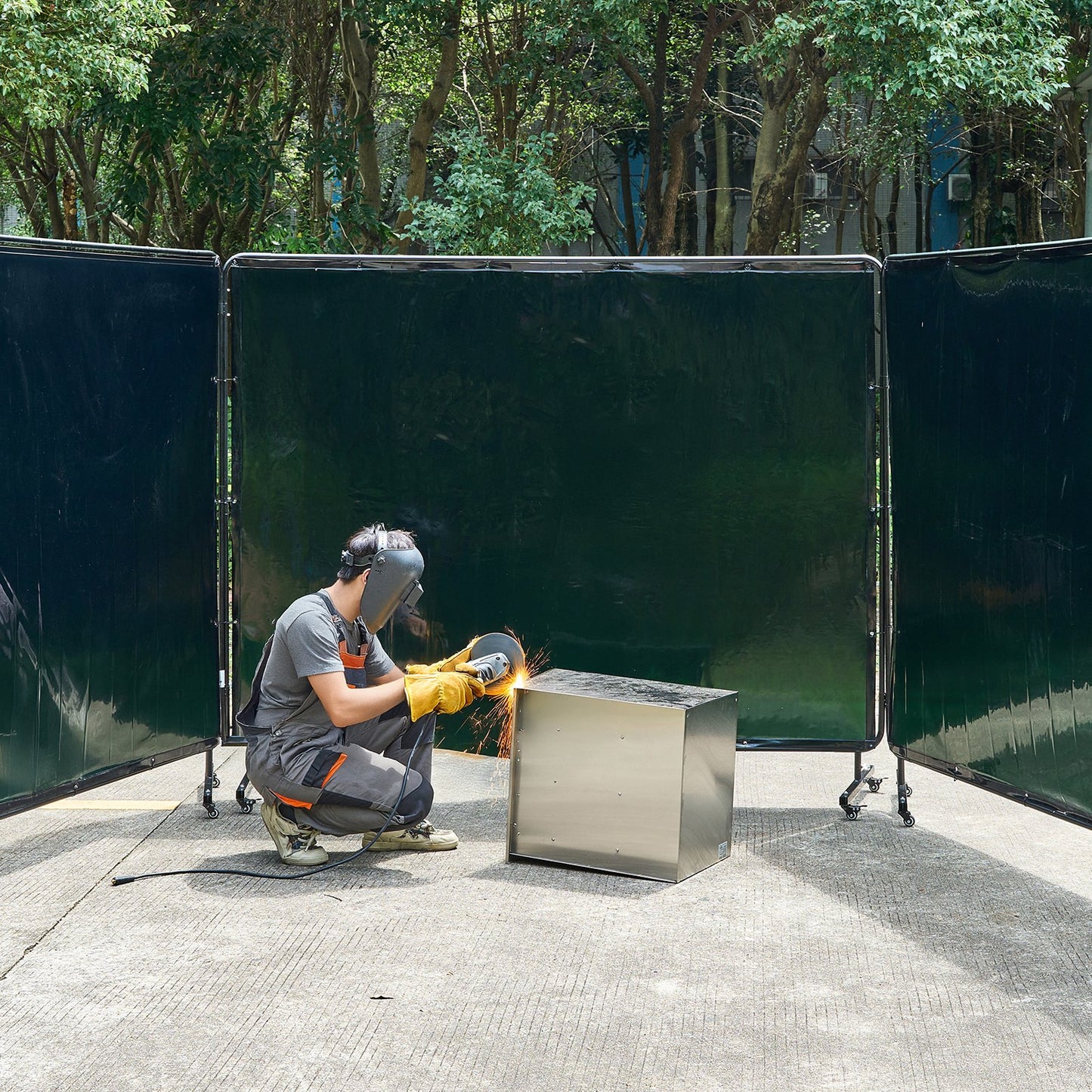 Welding Screen with Frame, 3-Panel 6 x 8 FT Welding Curtain Screen, Flame-Resistant Vinyl Safety Protection Screens with 12 Wheels & 6-Level UV Protection for Workshop/Industrial Use, Dark Green